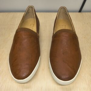 Frye Melanie slip on shoes 7.5